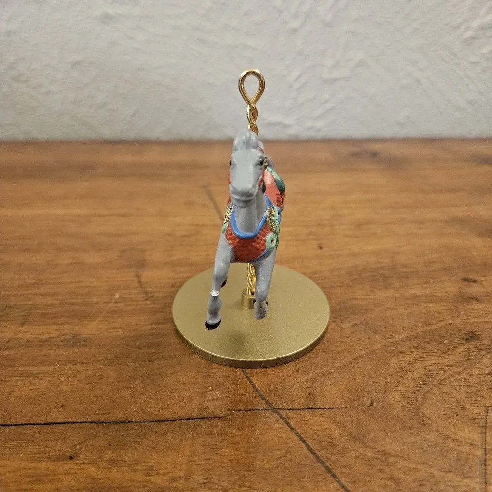 Vintage 1989 Hallmark Christmas Carousel Horse Holly 2nd Ornament In Collection‎